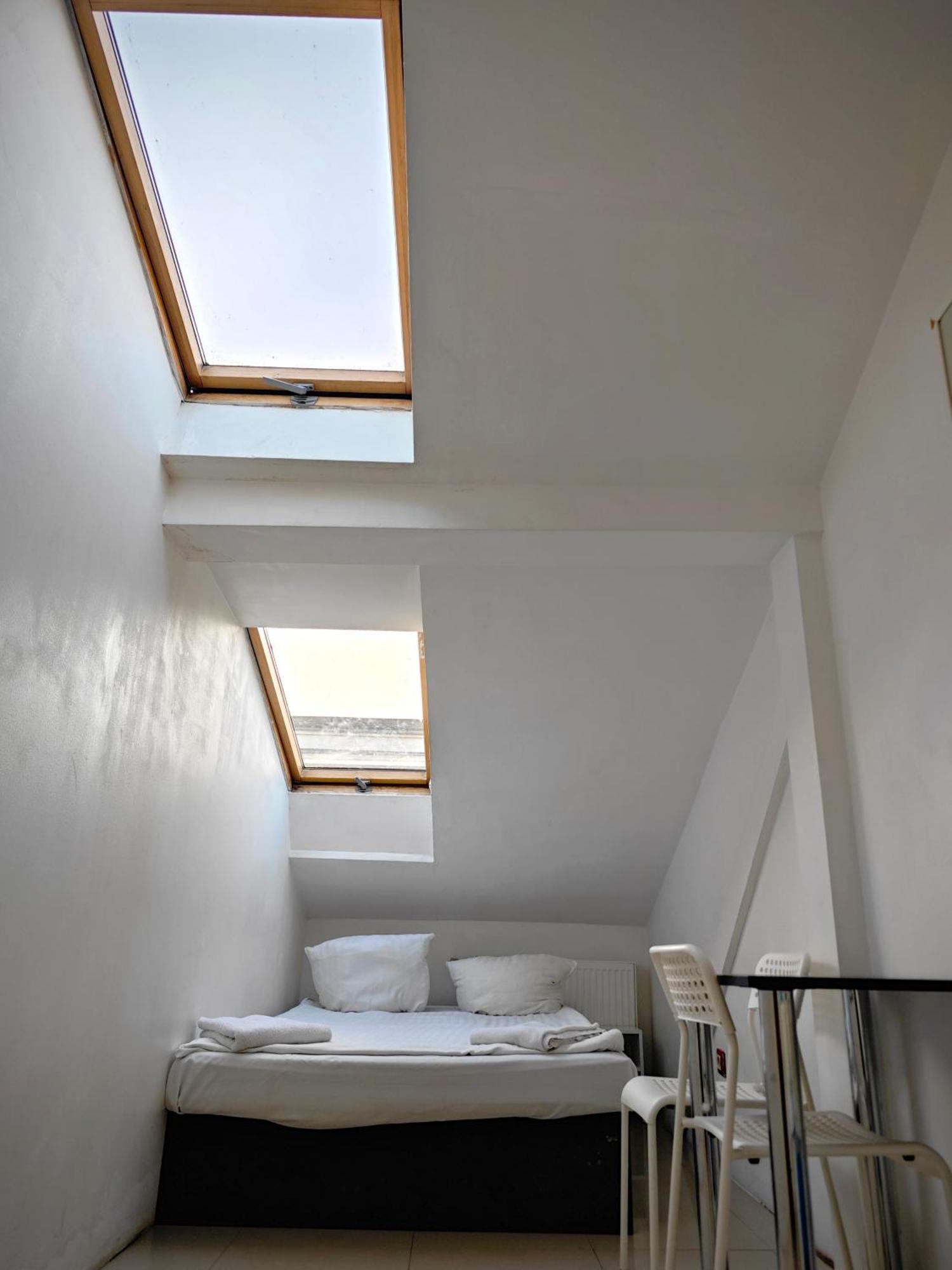 Apartamenty Hoza Attic Studio Warsawa Ruang foto