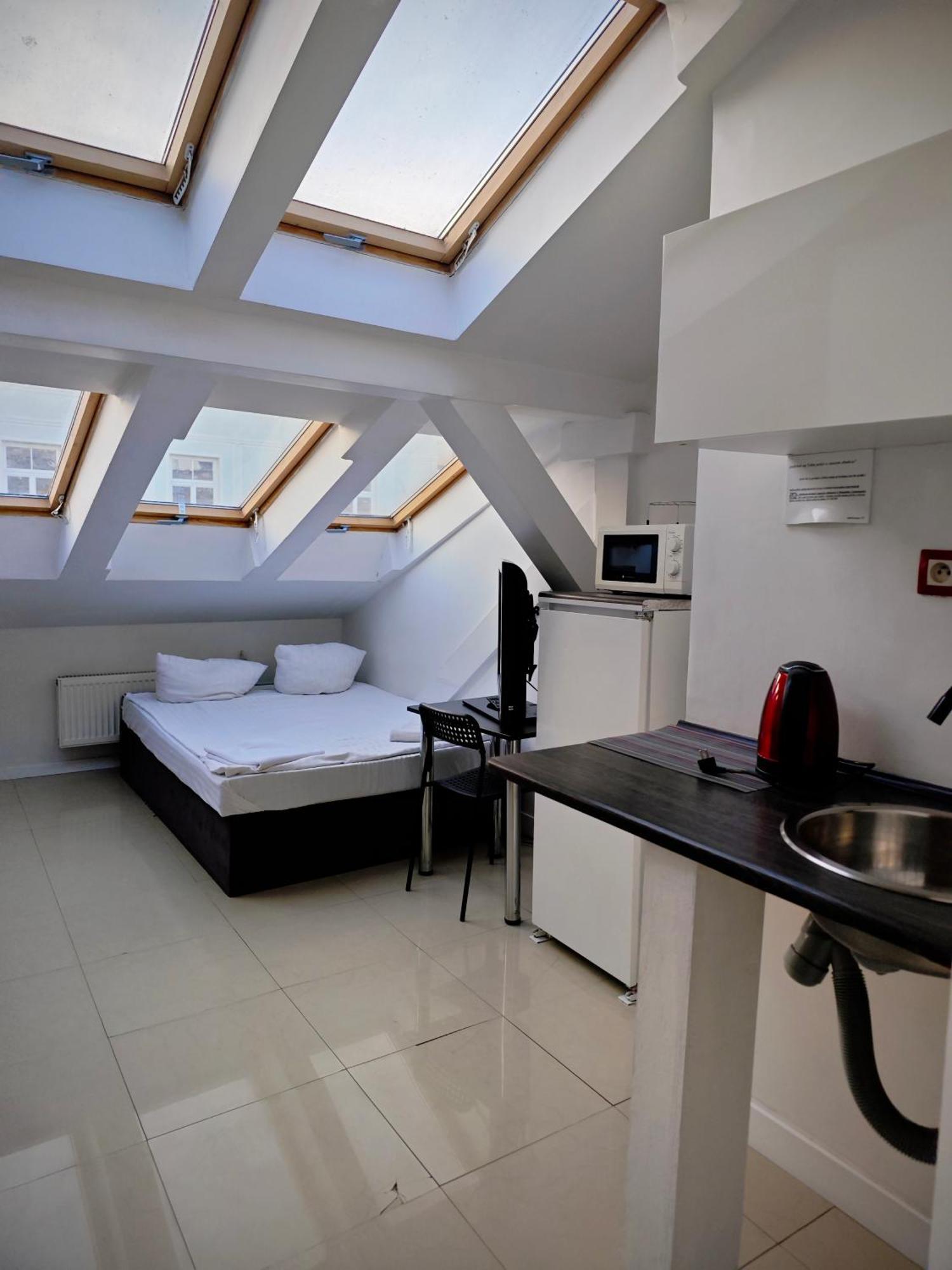 Apartamenty Hoza Attic Studio Warsawa Ruang foto